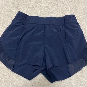 Lululemon run shorts sz 4